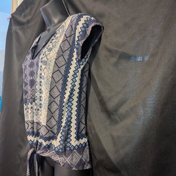 Lucky Brand Blue and cream sleeveless boxy top- XS - Picture 1 of 6